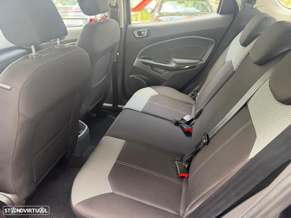 Ford EcoSport 1.5 TDCi Titanium - 13