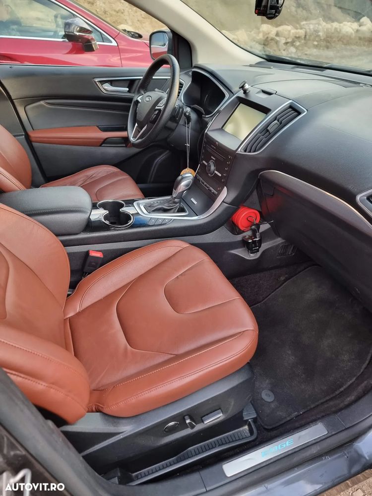 Ford Edge 2.0 TDCi Powershift Titanium - 17