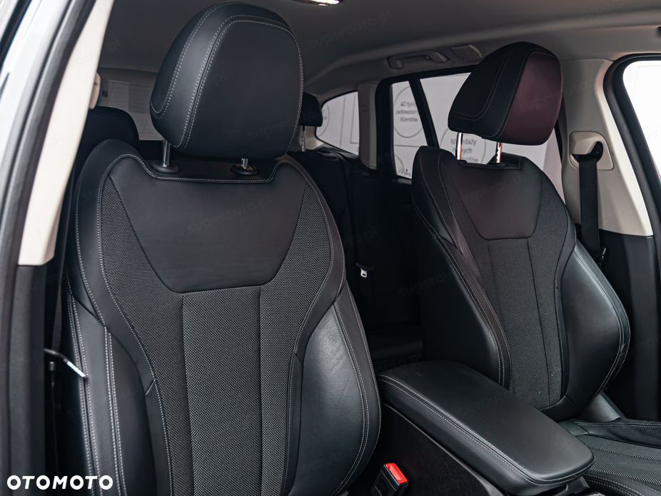 BMW X3 xDrive20i Advantage - 8