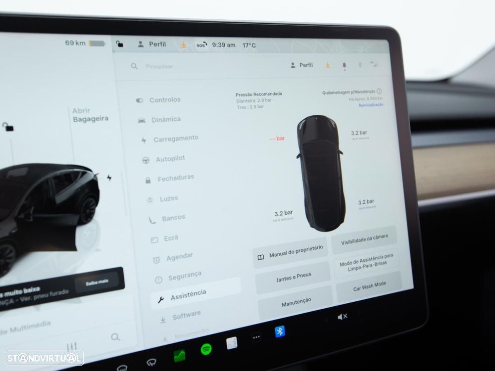 Tesla Model Y Long Range Dual Motor AWD - 25