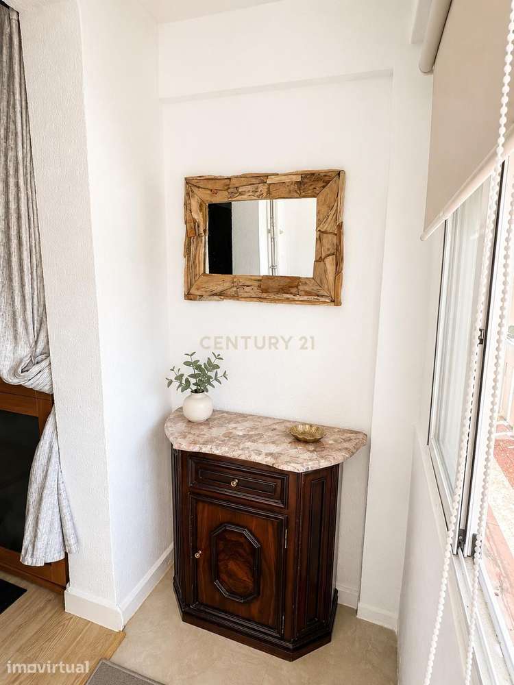 Apartamento T2 totalmente renovado em Santa Clara, Lisboa - 274.000€ - Grande imagem: 4/17