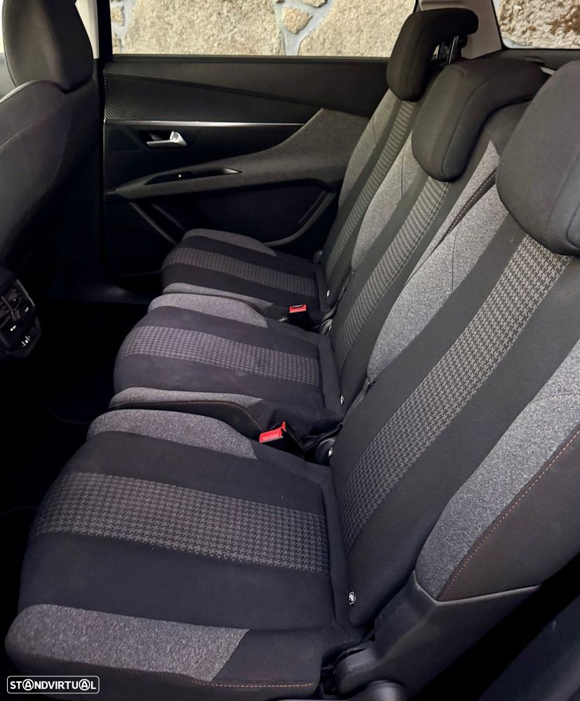 Peugeot 5008 1.6 BlueHDi Style EAT6 - 13