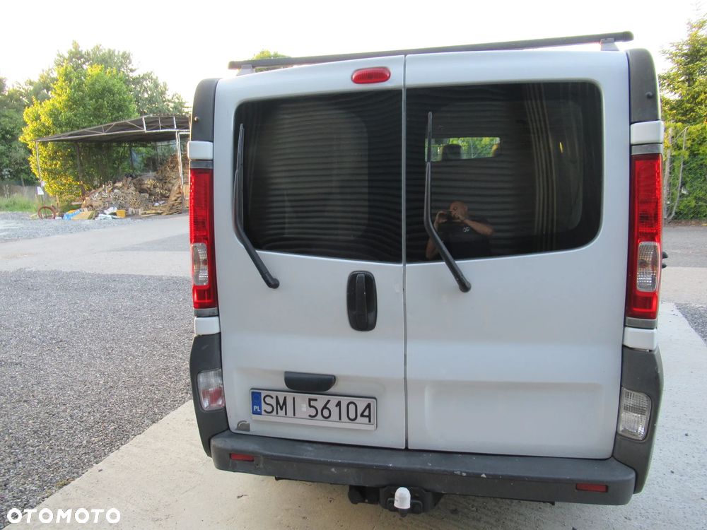 Renault TRAFIC - 8