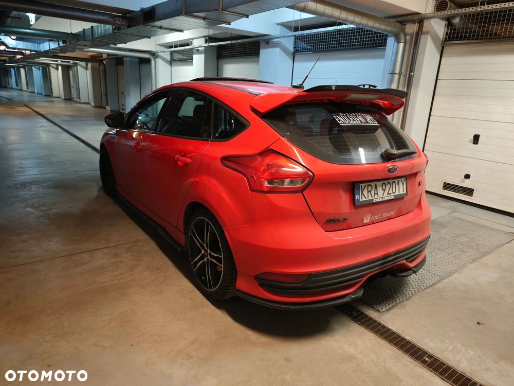 Ford Focus - 4