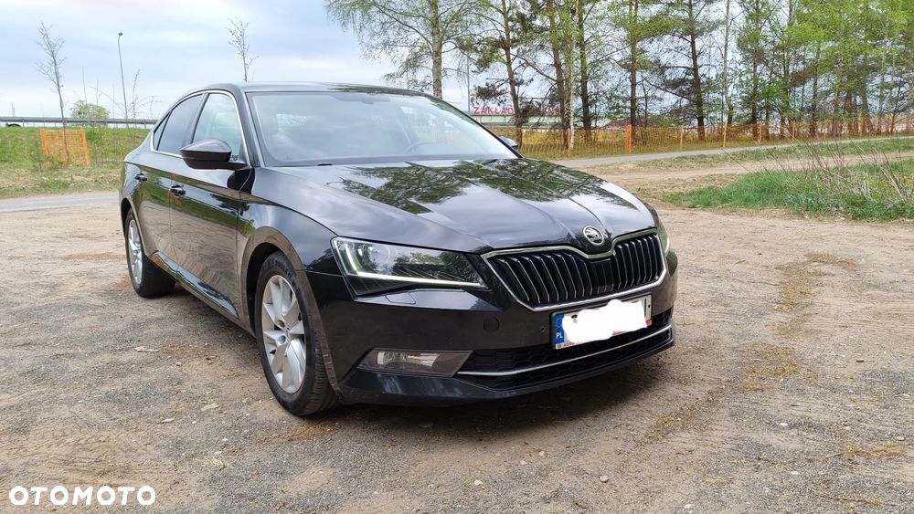 Skoda Superb 2.0 TDI Style DSG - 3