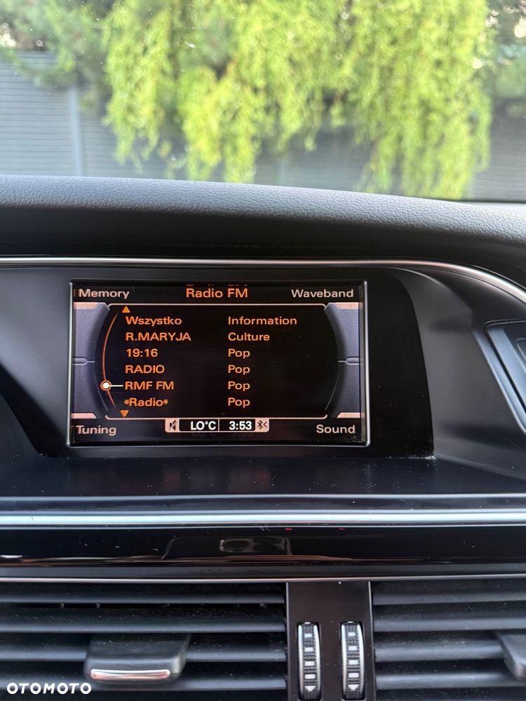 Audi A4 Avant 2.0 TDI DPF clean diesel S line Sportpaket - 18