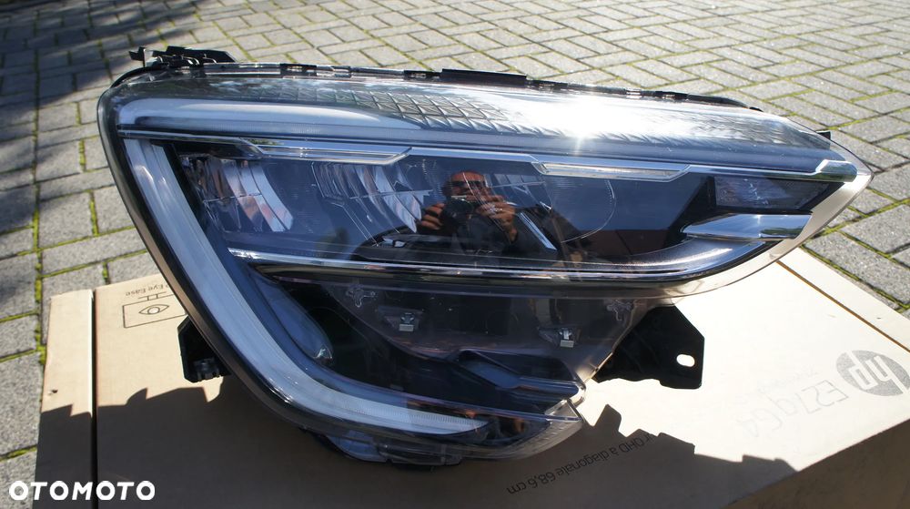 PRZEDNIA LEWA PRAWA LAMPA RENAULT ARKANA FULL LED - 3