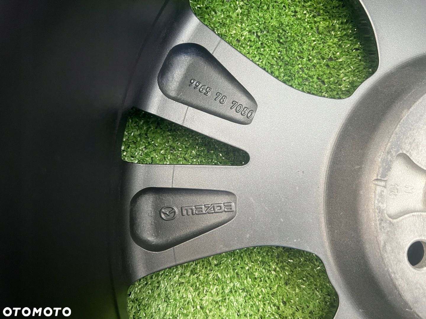 KOMPLET FELG FELGI ALU ALUMINIOWE MAZDA MX30 3 6 CX3 CX30 CX5 18 ET45 - 10