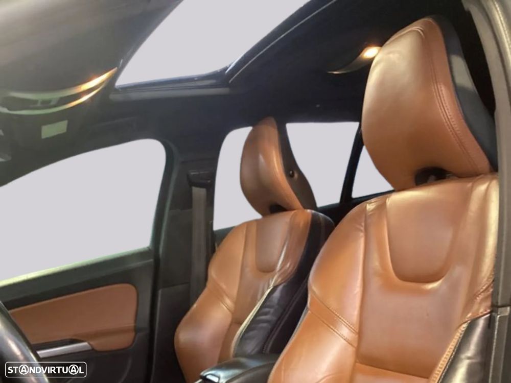 Volvo V60 D6 Plug-In-Hybrid AWD Geartronic Summum - 5