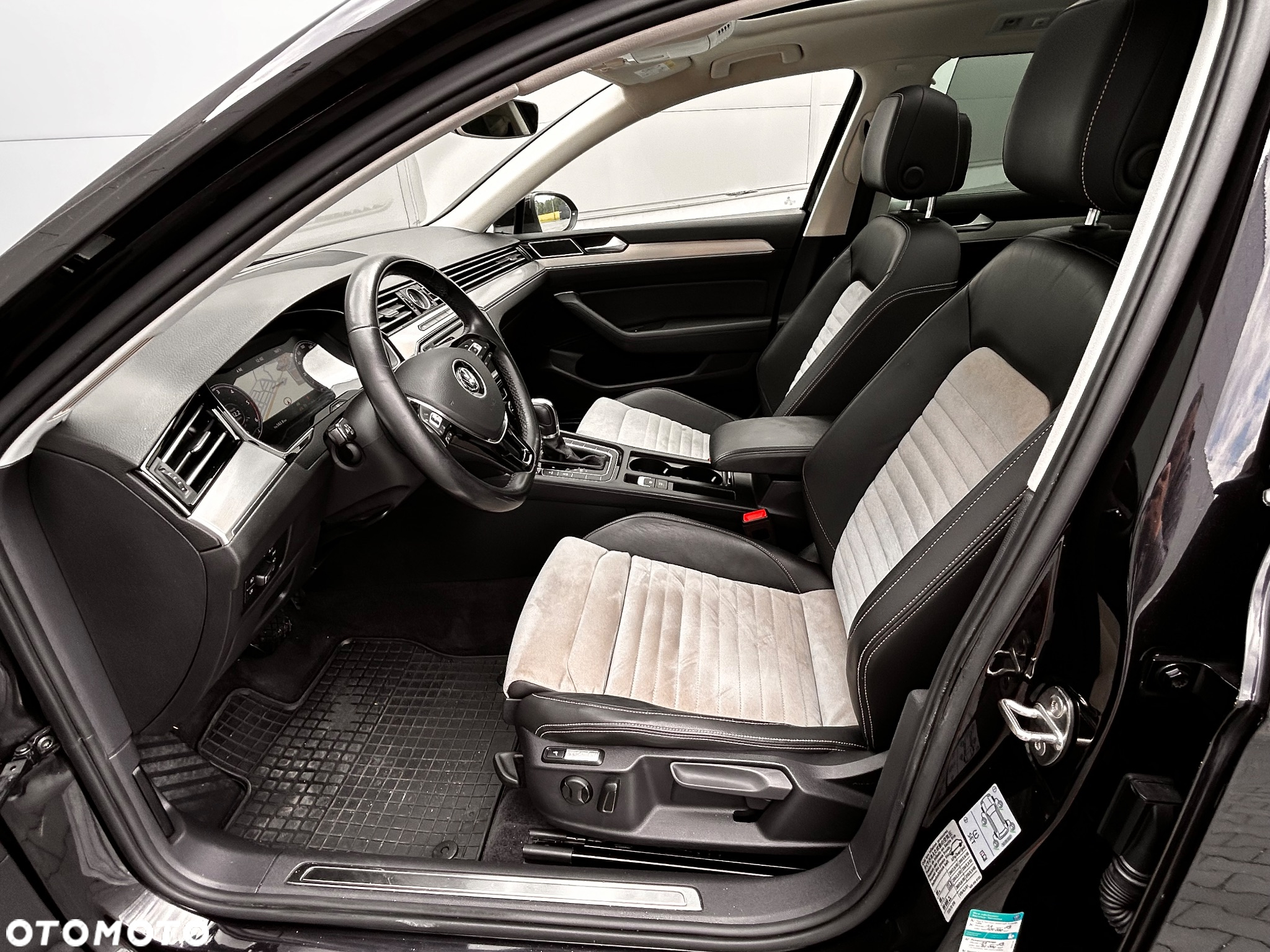 Volkswagen Passat 2.0 TDI BMT Highline DSG - 25
