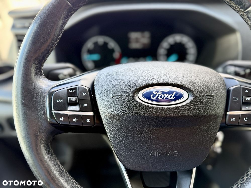 Ford Transit - 13