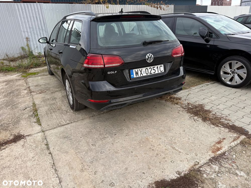 Volkswagen Golf - 3