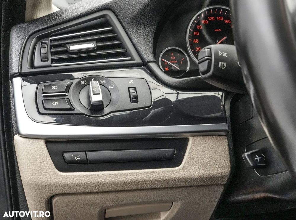 BMW Seria 5 520d xDrive - 22