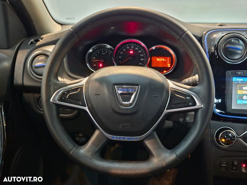 Dacia Sandero Stepway 0.9 TCe - 18
