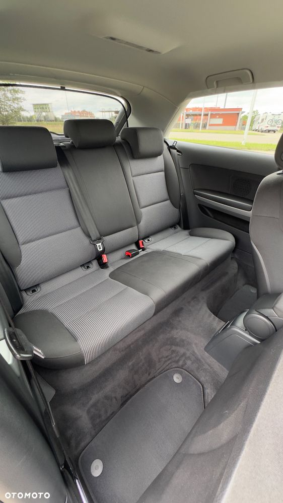Audi A3 3-drzwiowe 2.0 TDI DPF (DSG) S tronic Ambiente - 10