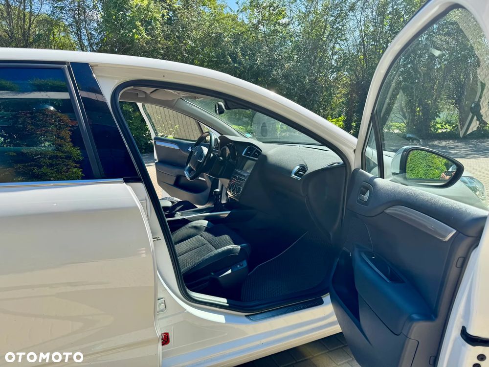 Citroën C4 PureTech 130 Stop&Start SHINE - 11