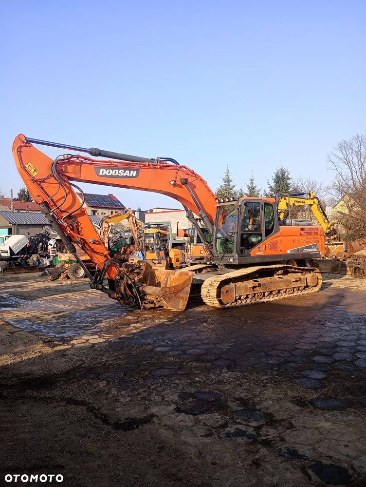Doosan 255 LC-5 - 2