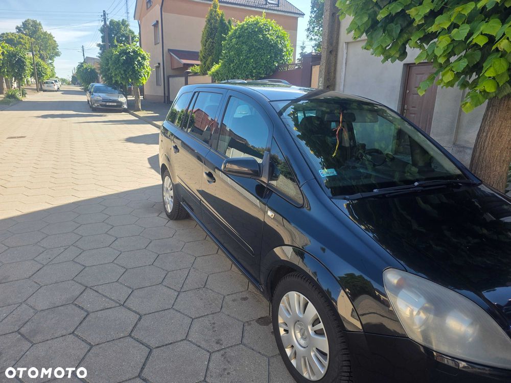 Opel Zafira - 4
