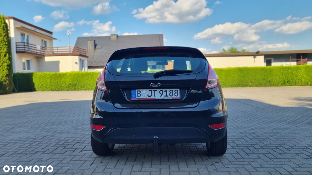 Ford Fiesta 1.25 Celebration - 7