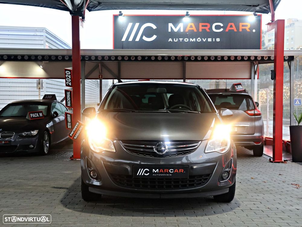 Opel Corsa 1.2 Enjoy - 2