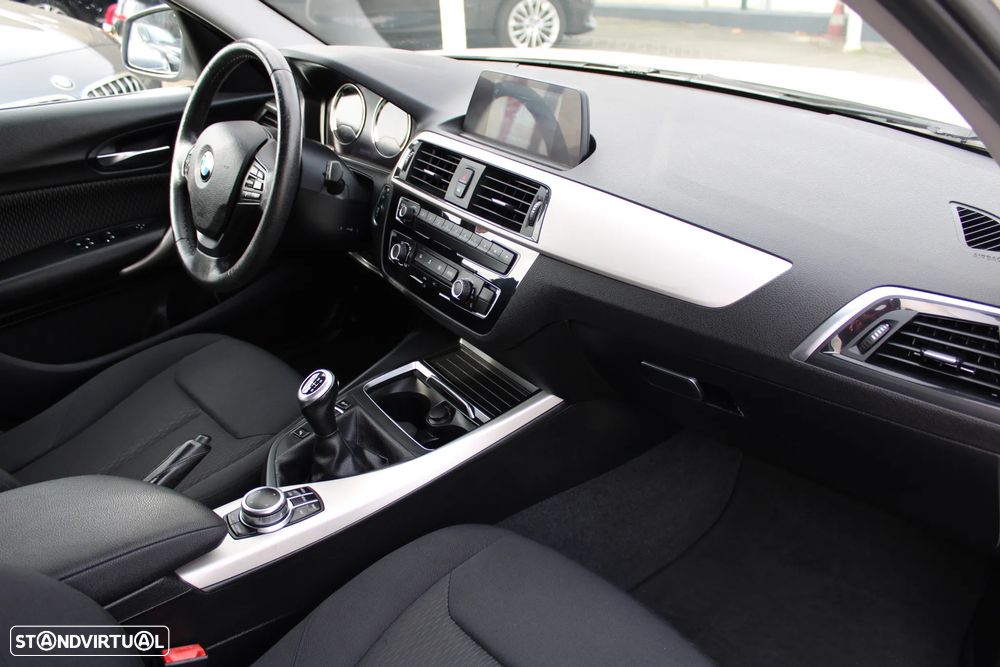 BMW 116 d Line Sport - 12