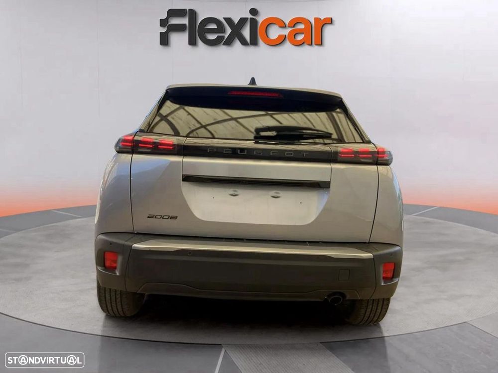 Peugeot 2008 1.2 PureTech Allure - 8