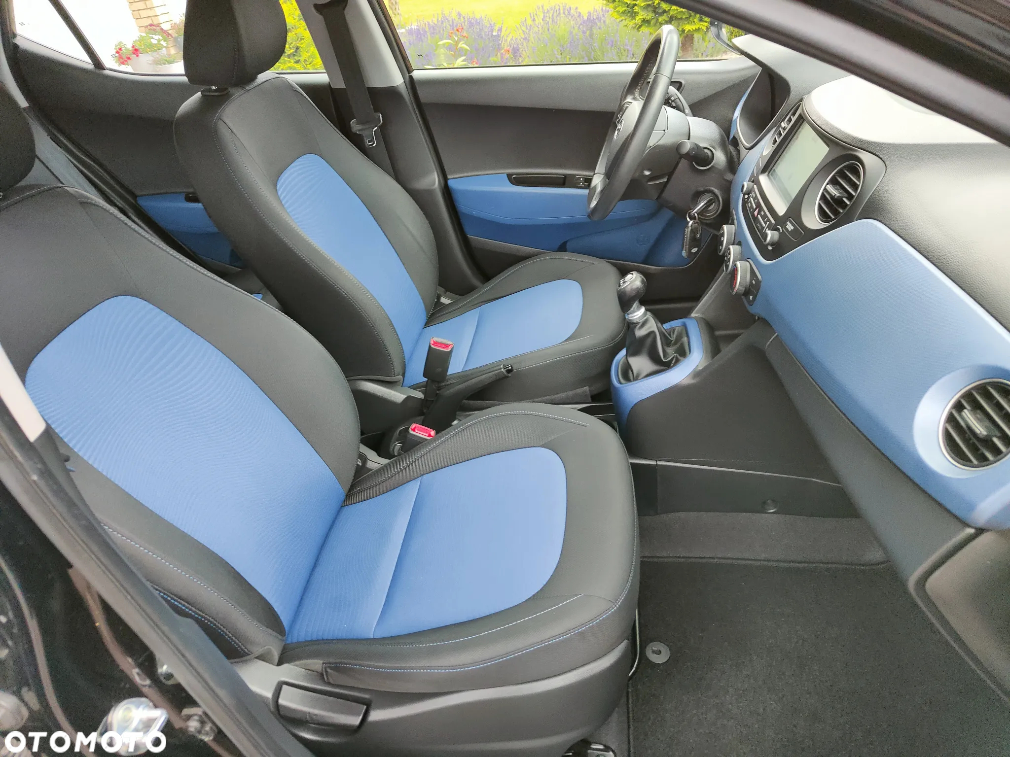 Hyundai i10 1.2 Premium - 17