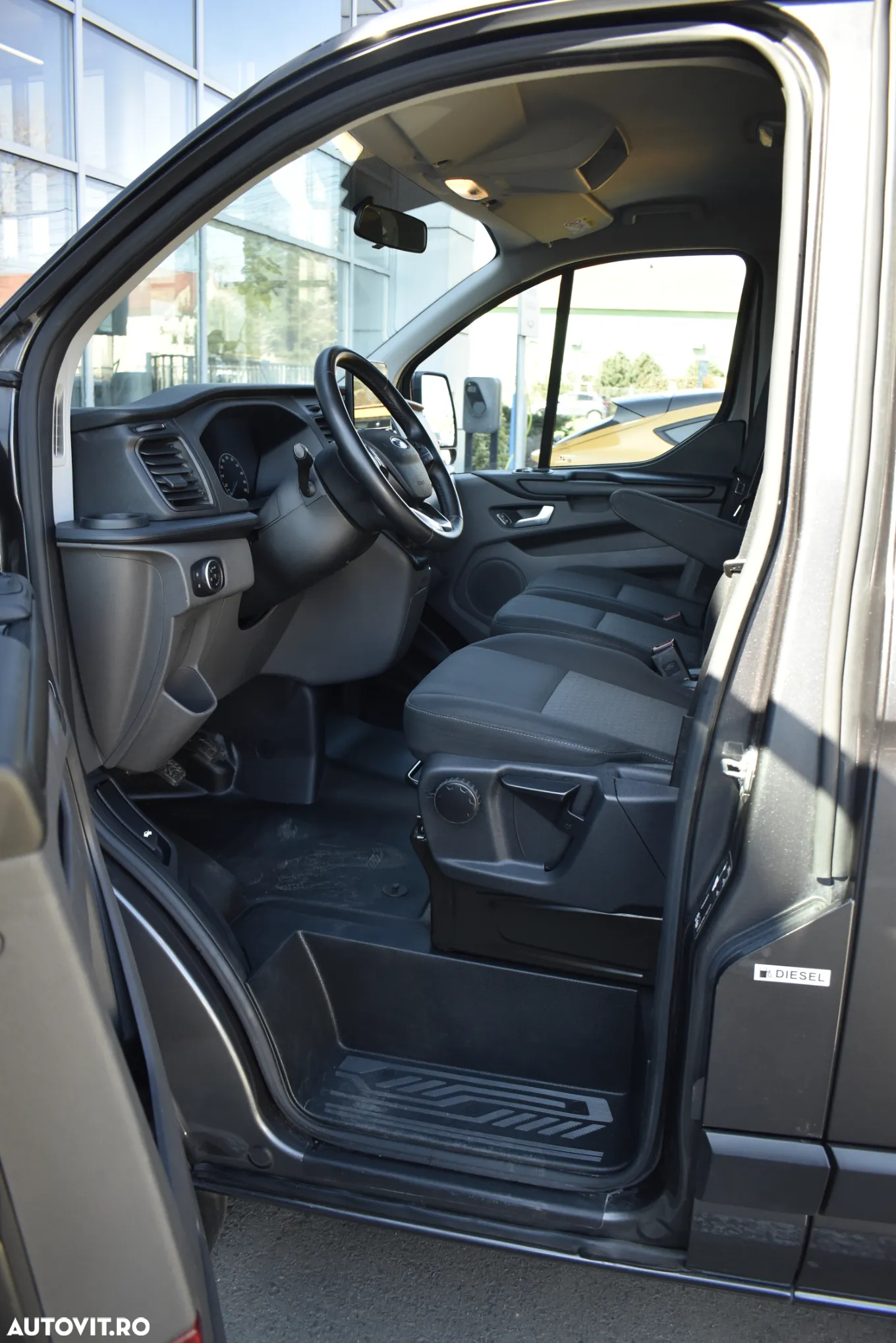 Ford Transit Custom Kombi 320 2.0 EcoBlue 130 CP L2H1 Trend - 23