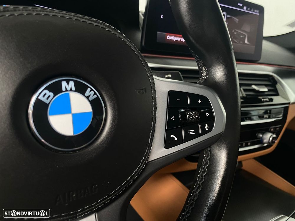 BMW 520 d Pack M Auto - 16