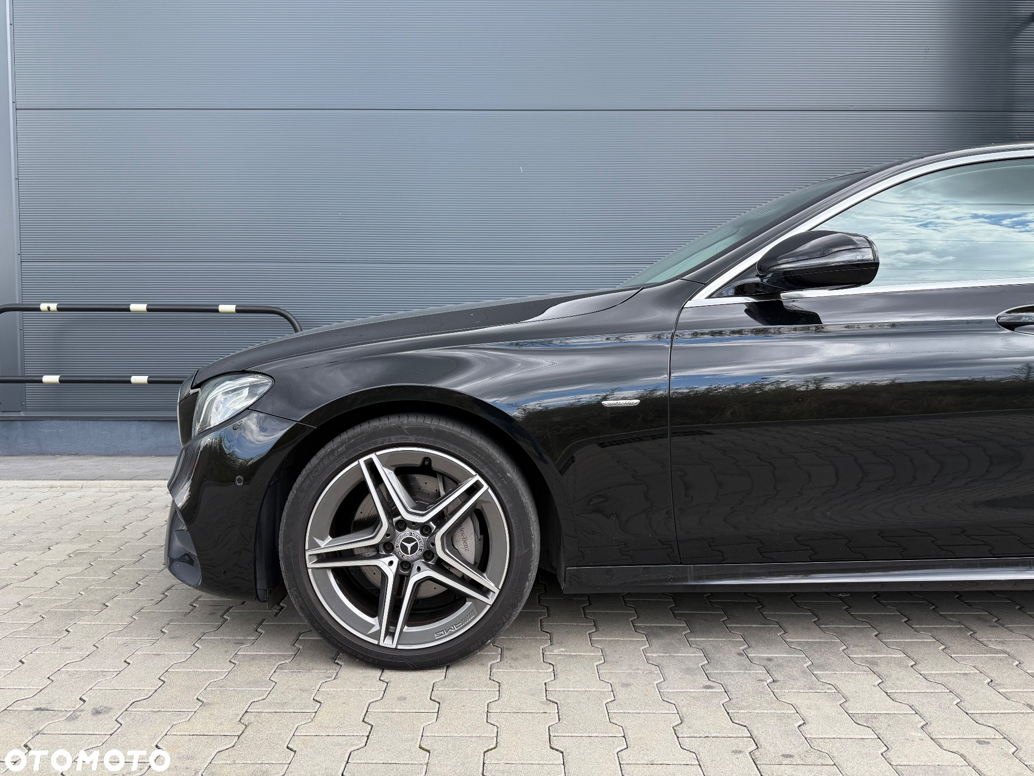 Mercedes-Benz Klasa E 220 d 4-Matic 9G-TRONIC - 7