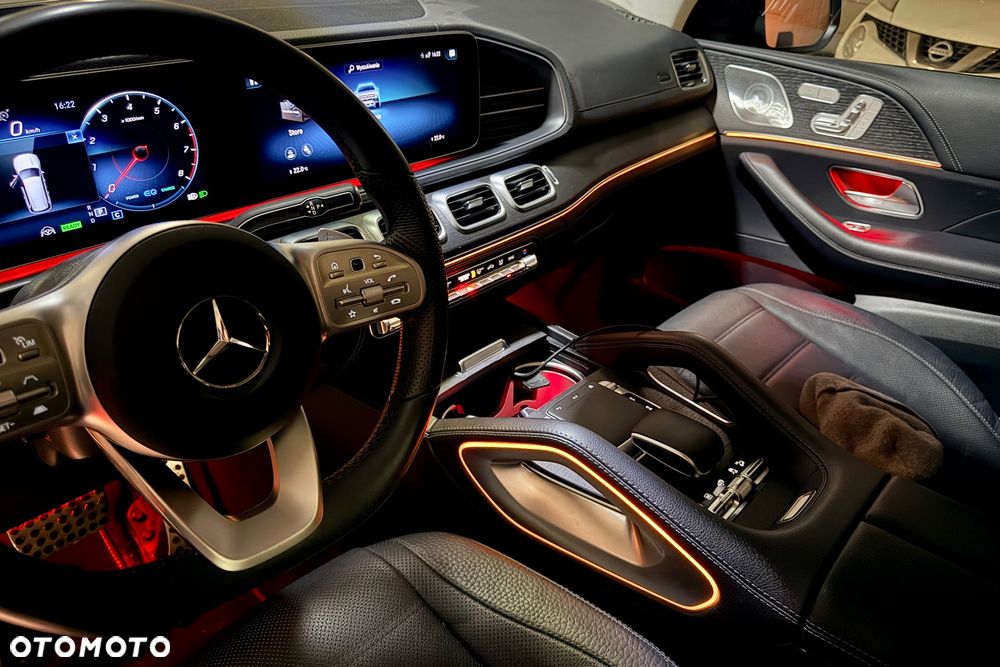 Mercedes-Benz GLS - 39