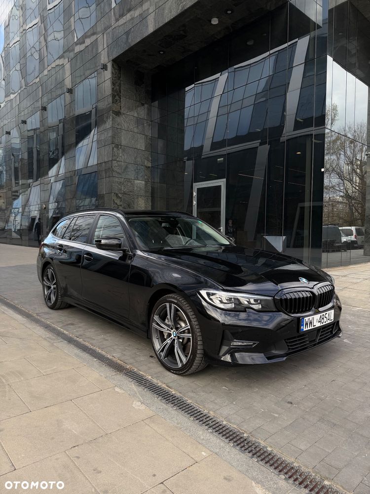 BMW Seria 3 330e Sport Line sport