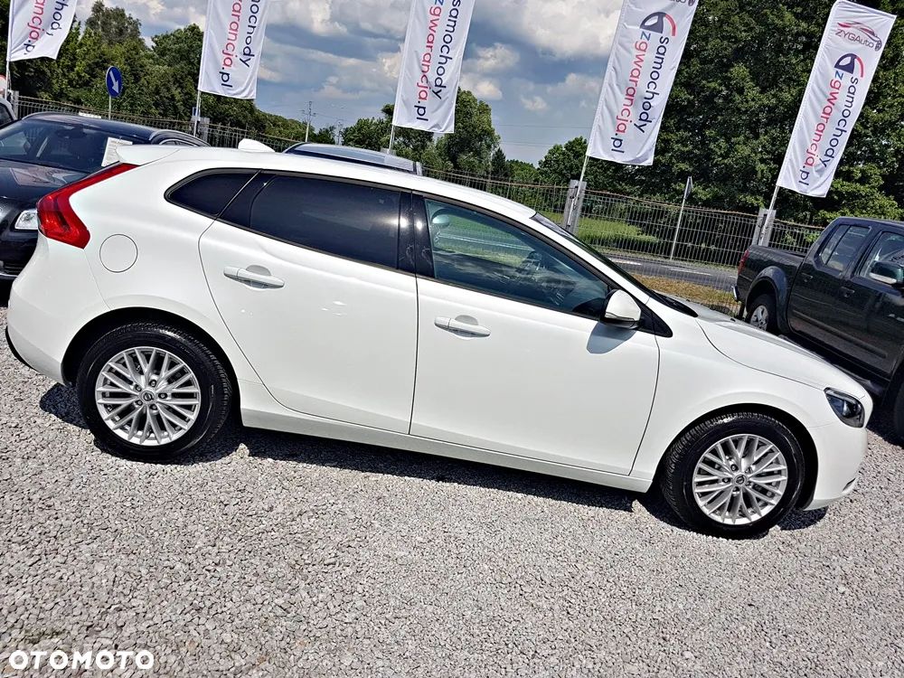 Volvo V40 T2 Drive-E Momentum - 6