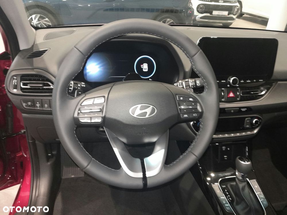 Hyundai i30 1.6 T-GDI Smart DCT - 17