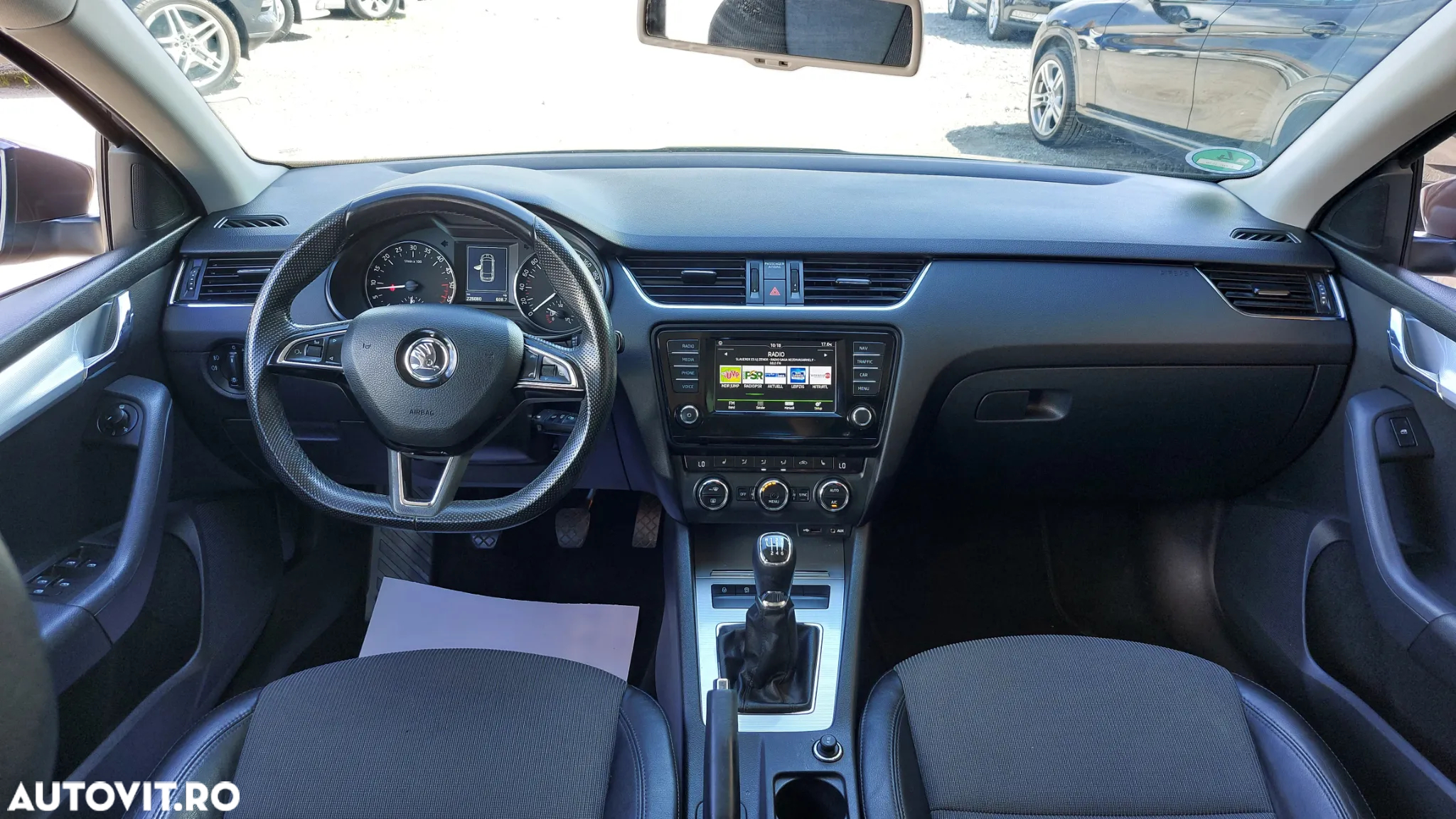 Skoda Octavia 2.0 TDI Style - 12
