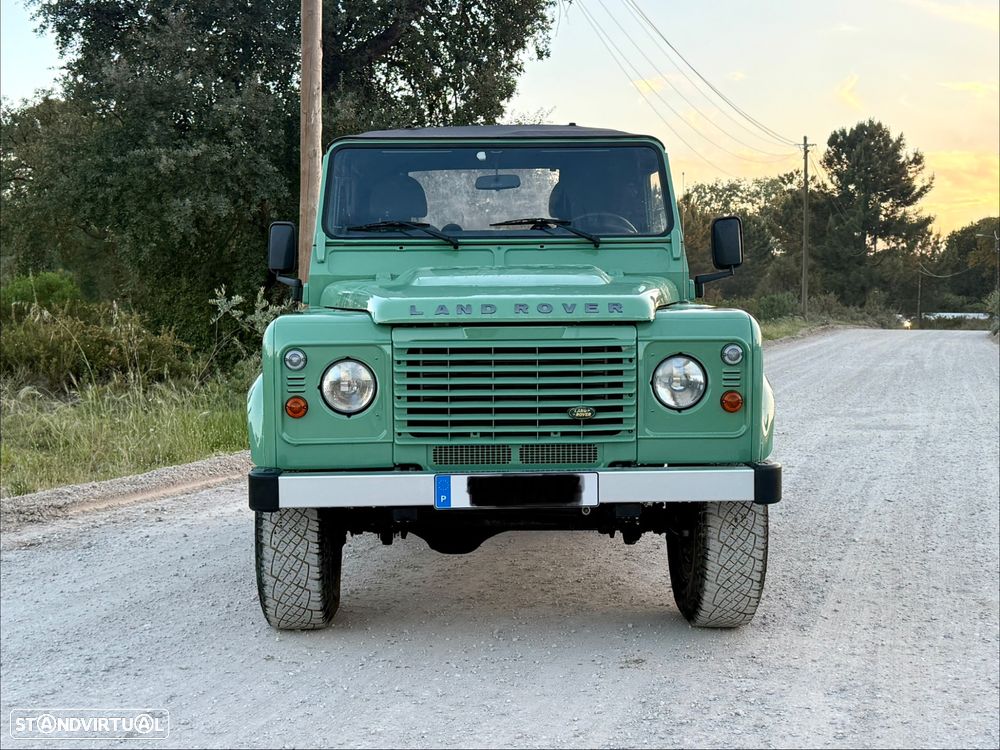 Land Rover Defender 90 2.4 CRD E - 5