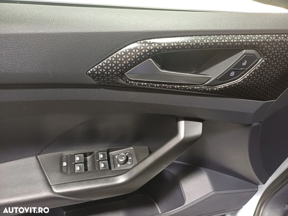 Volkswagen T-Cross 1.0 TSI DSG Style - 9