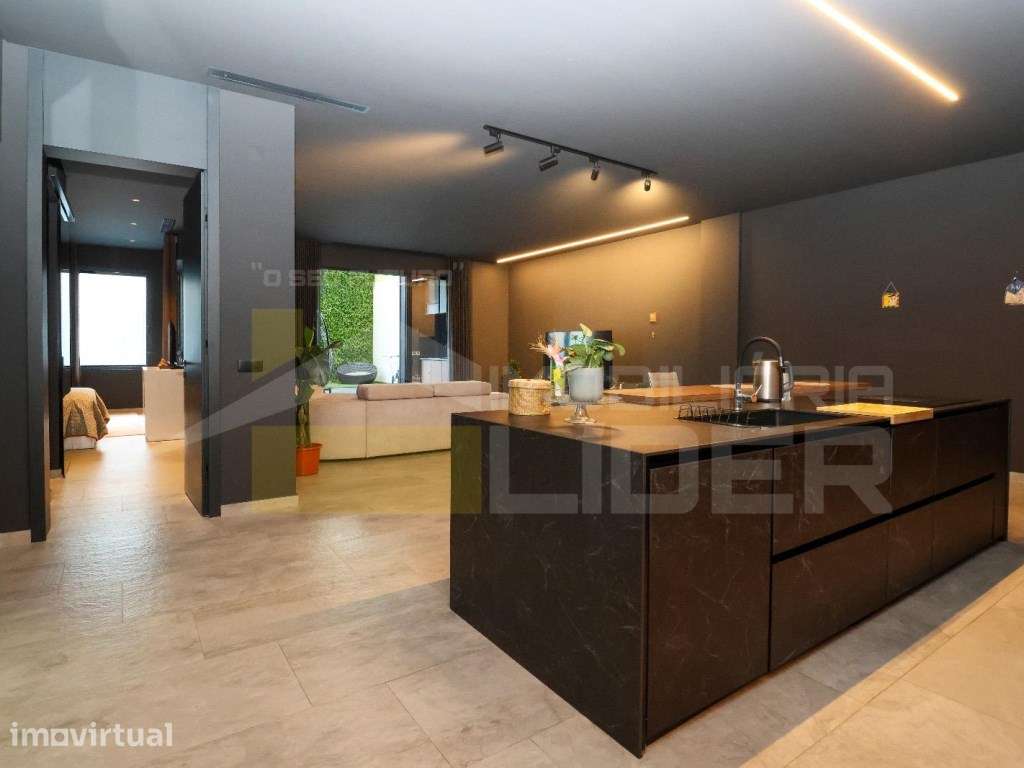 Apartamento T2 na Lourinhã com excelente localização. - Grande imagem: 2/14