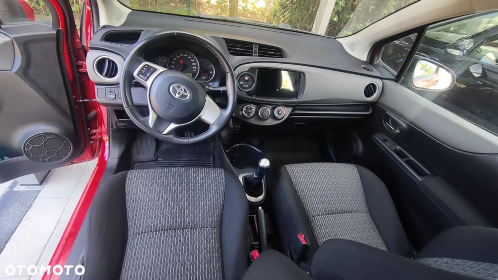 Toyota Yaris 1.0 Luna - 9