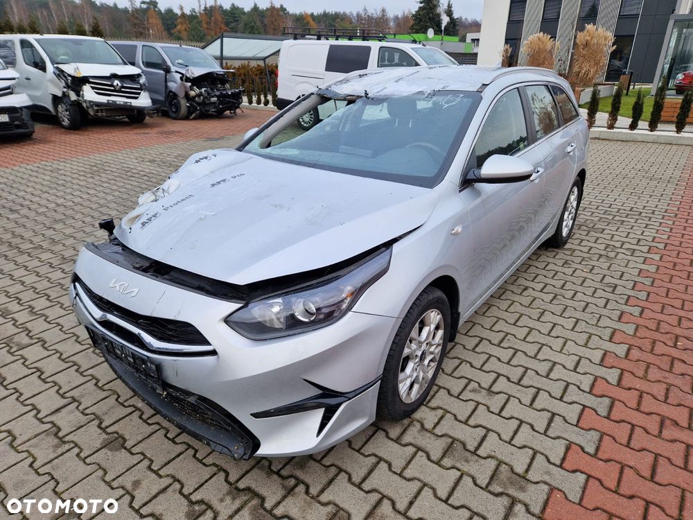 Kia Ceed 1.5 T-GDI M DCT - 6