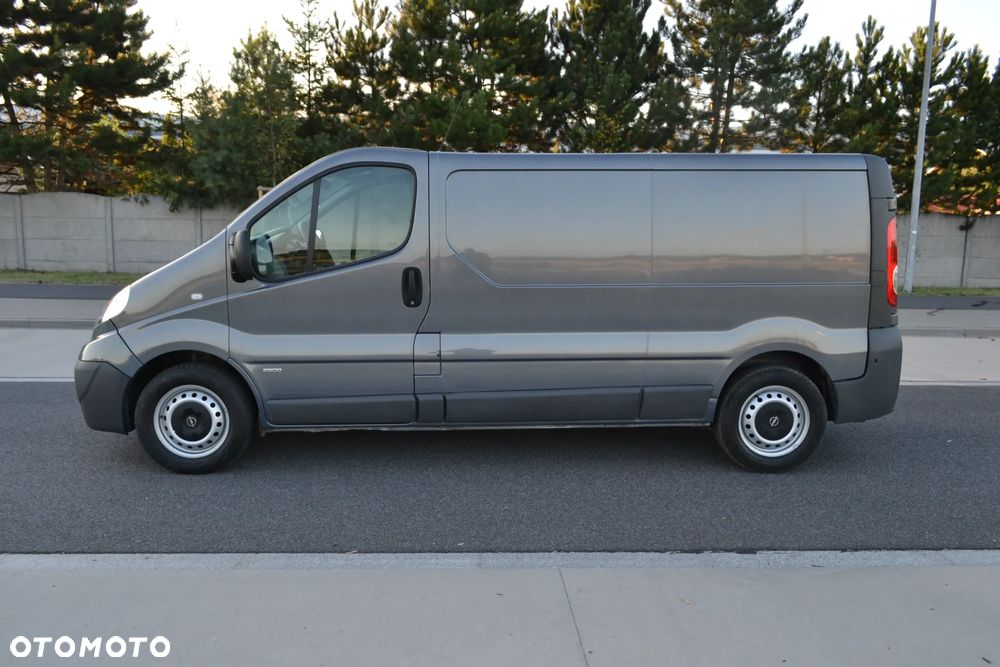 Opel Vivaro - 6