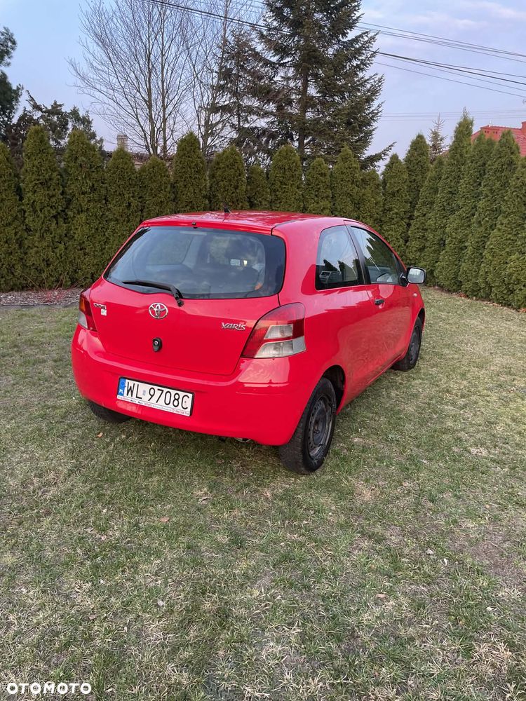 Toyota Yaris 1.0 Terra A/C - 21