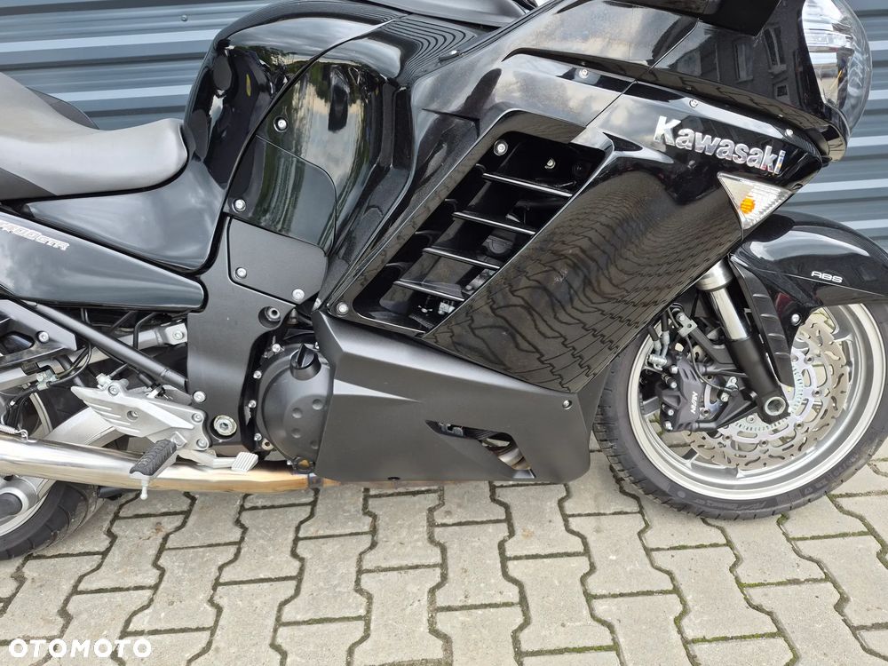 Kawasaki GTR - 21