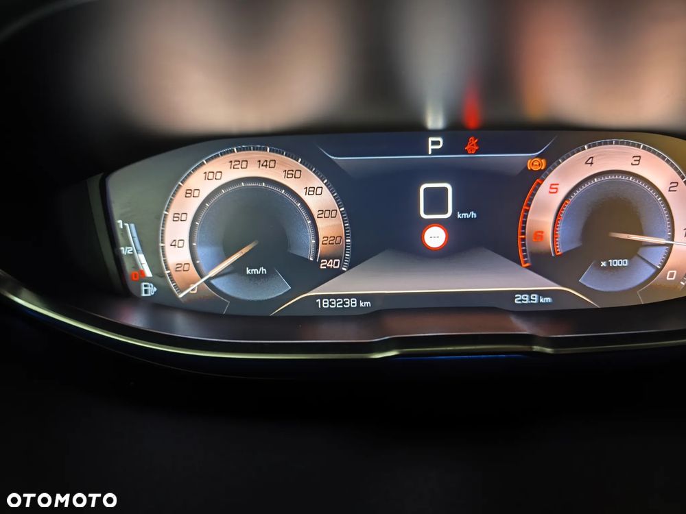 Peugeot 3008 BlueHDi 180 Stop & Start EAT8 GT - 16