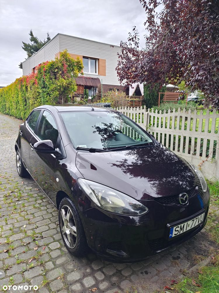 Mazda 2 2008 photo 4