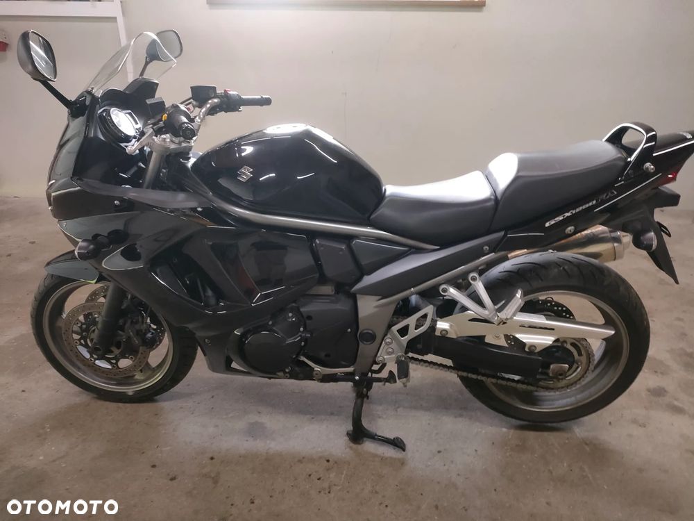 Suzuki GSX - 10