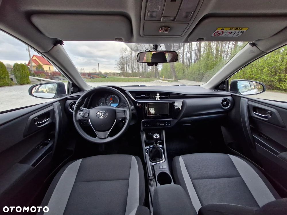 Toyota Auris 1.4 D-4D Active - 17