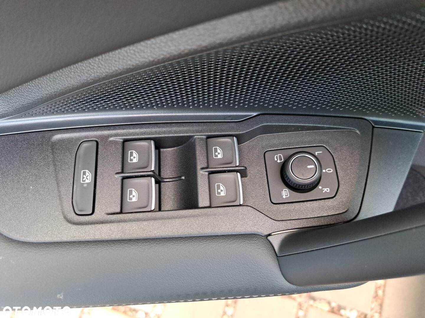 Volkswagen Tayron 2.0 TSI Elegance DSG - 27