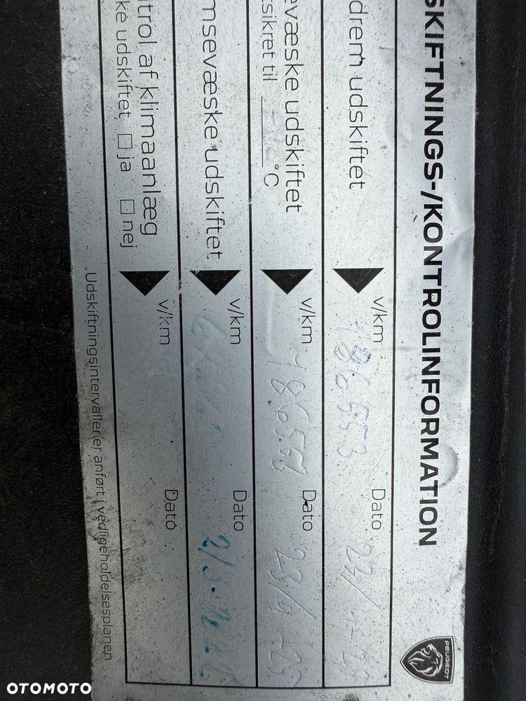 Peugeot 308 BlueHDi 130 Stop & Start Allure Pack - 18