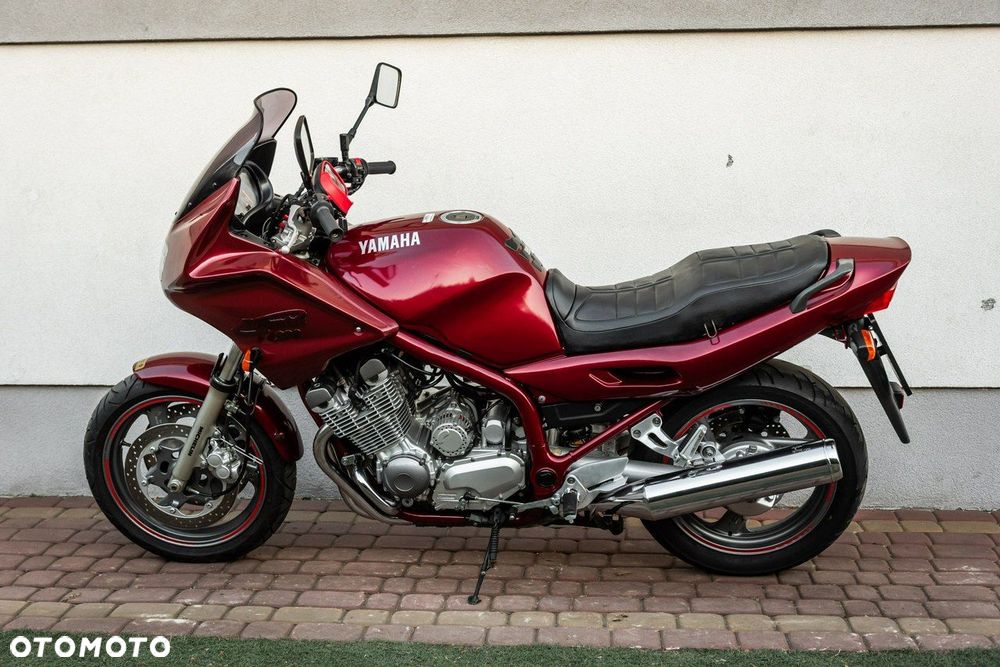 Yamaha XJ - 5
